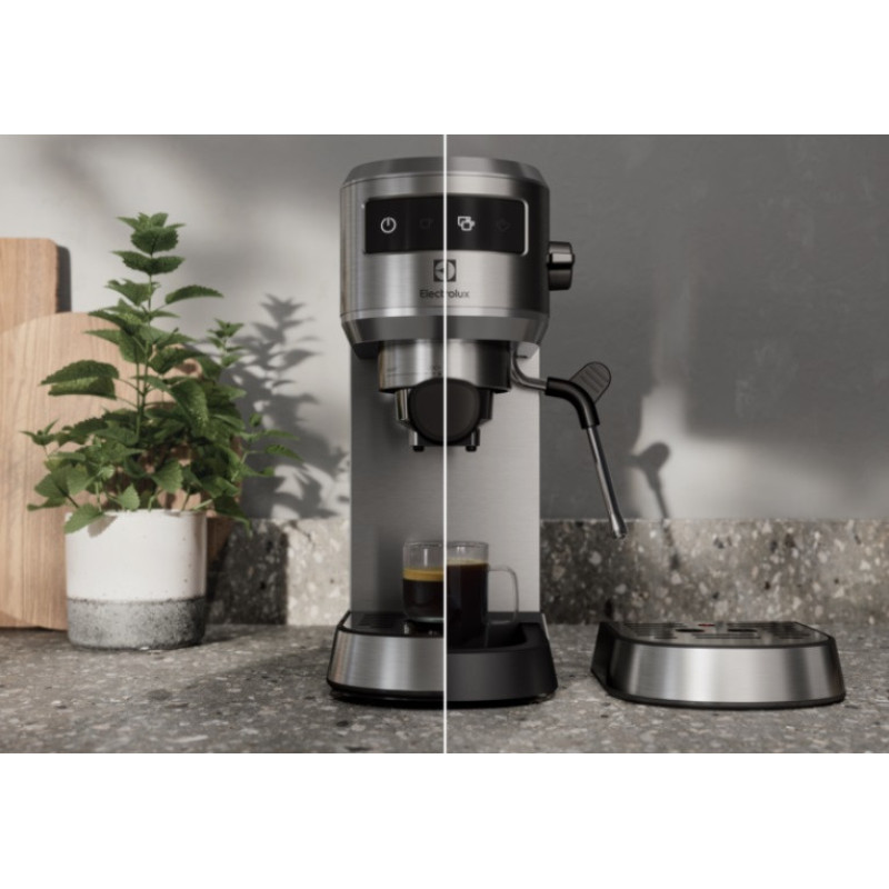 Electrolux Coffe maker carob, 1L, ground, hand capuchino maker, LED display, cup warmer, inox (E6EC1-6ST)
