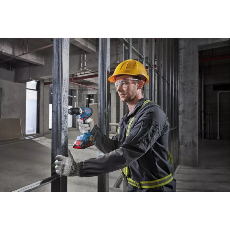 Bosch cordless screwdriver-drill GSB 18V-65 18V 2x5A h 31 65Nm 0-2100 rpm ZP GAL18V-40 case 1.12kg (0.601.9N3.303)