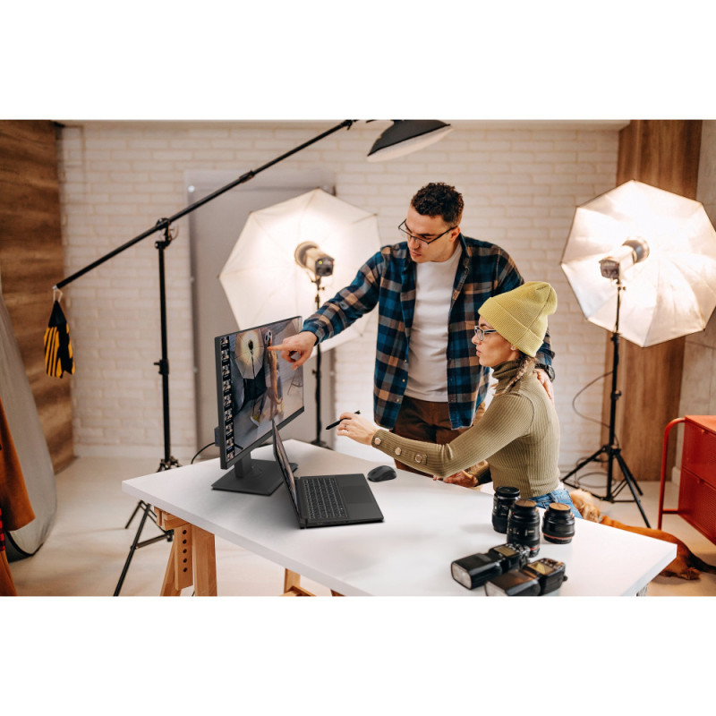 Acer Ноутбук Swift X SFX14-72G 14.5" 2.8K OLED, Intel U7-155H, 32GB, F1TB, NVD4060-8, Win11, сірий (NX.KR8EU.003)