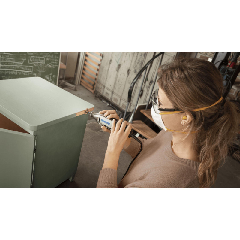 Dremel 4250 6-128 Grinding and Engraving Machine 128 attachments + 6 attachments (F.013.425.0JS)