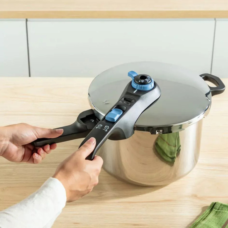 Tefal Скороварка Tefal Secure Trendy, 6л, з паровим кошиком, нержавіюча сталь, пластик (P2580701)