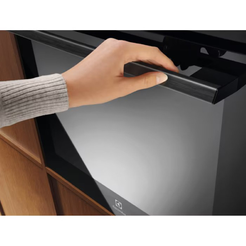 Electrolux Electrolux oven electrical, 72l, A+, steam, display, convection, steamer function, telescopic rails, black (LOC8H39WZ)