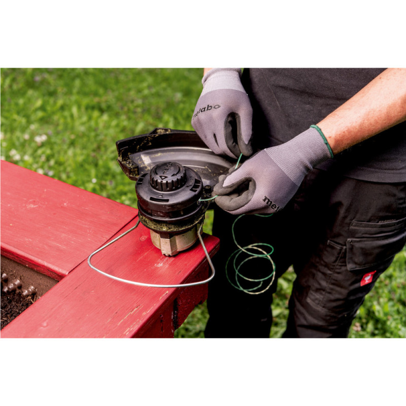 Metabo Тример садовий акумуляторний RTD 18 LTX BL 30, 18В, 30см, нитка 2мм, 0-6500об/хв, 3.4кг, без АКБ та ЗП (601720850)