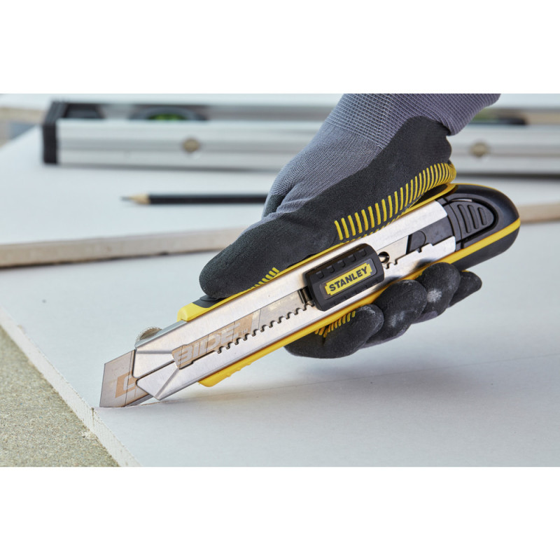 Stanley Нож 18мм сегментированное лезвие 180мм серия FatMax® картридж для 6 лезвий (уп.6) (0-10-481)