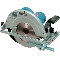 Makita 5903 R дисковая (5903R)