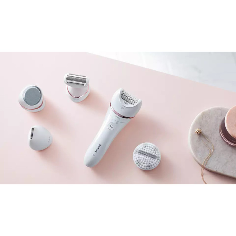 Philips Epilator 8000 series, rechargeable, tweezers.-32, dry+wet, nozzles-8, with backlight, white (BRE740/10)