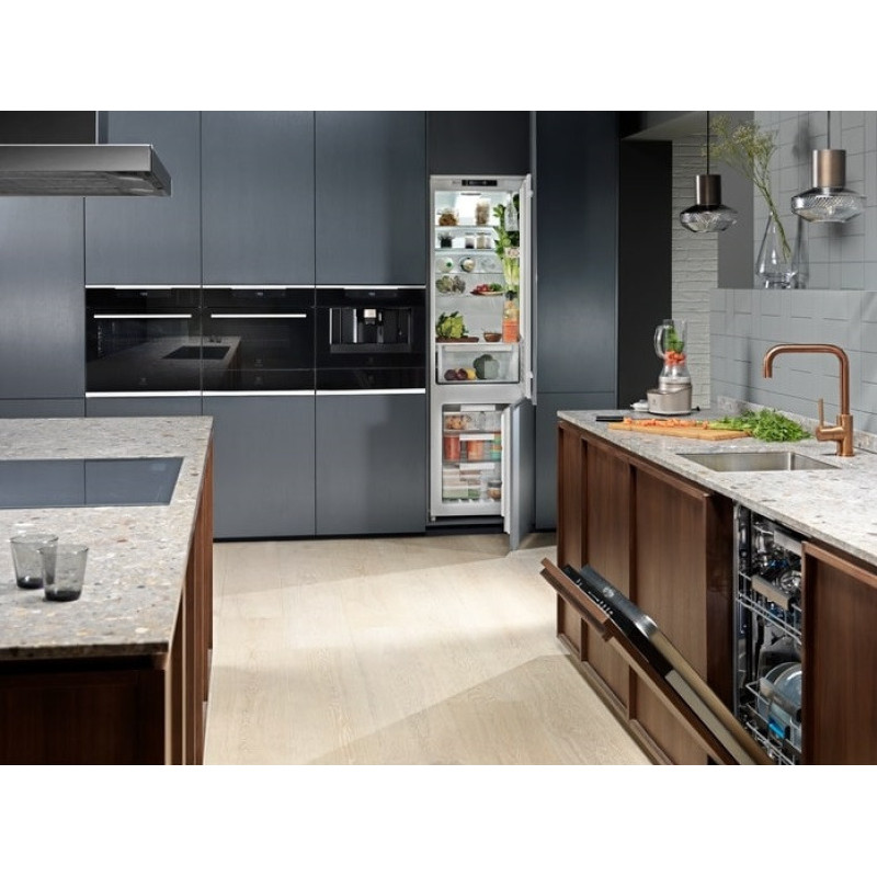 Electrolux Посудомийна машина вбудовувана EEC967310L