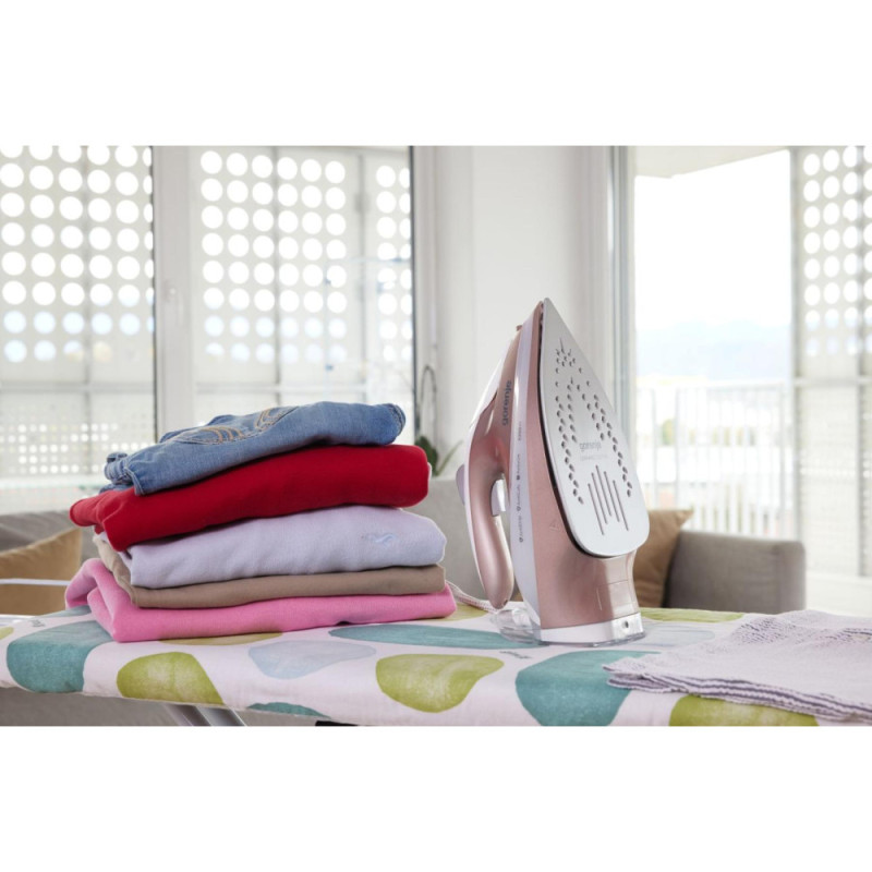 Gorenje Iron Gorenje, 3200W, 420ml, steam boost -250g, vert. Steaming, auto shutdown, ceramic soleplate, bronze-white (SIH3200WR)