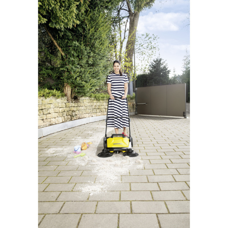 Karcher Подметальная машина S 4 Twin ручная, захват 68см, контейнер 20л, вес 10.2кг