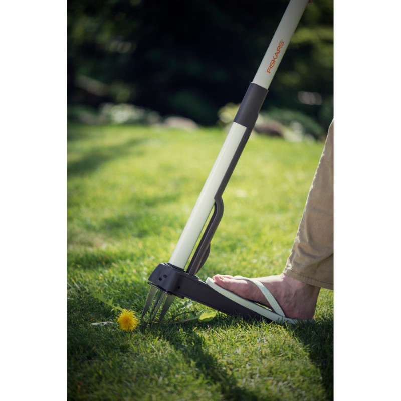 Fiskars White Weed puller white (1020127)