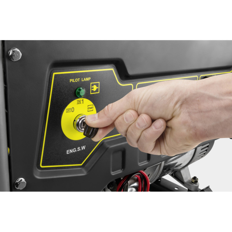 Karcher Генератор PGG 6/1 бензиновый, 230В, электростарт, max 5.5кВт, 13л.с., AVR (1.042-208.0)