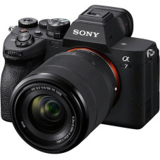 Sony Alpha 7M4 28-70mm Kit Black (ILCE7M4KB.CEC)