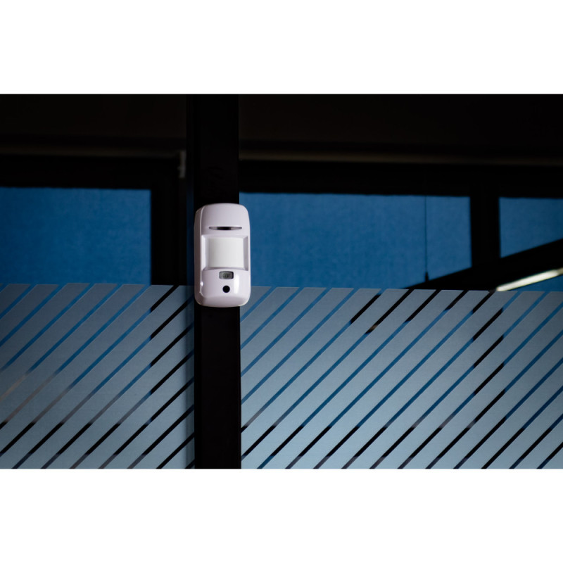 U-Prox Датчик руху з камерою фото за запитом PIR Cam White, бездротовий, білий (4820261370485)