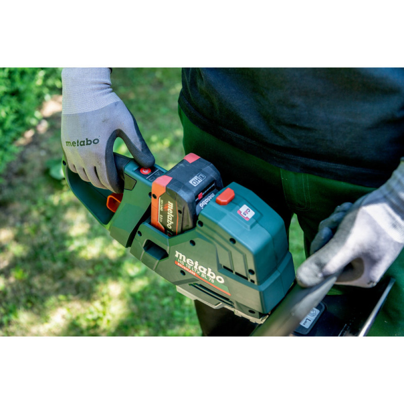 Metabo Cordless Hedge Trimmer HS 18 LTX BL 55, 18V, 55cm, cut 21mm, cutting length 50cm, 4kg (601722850)
