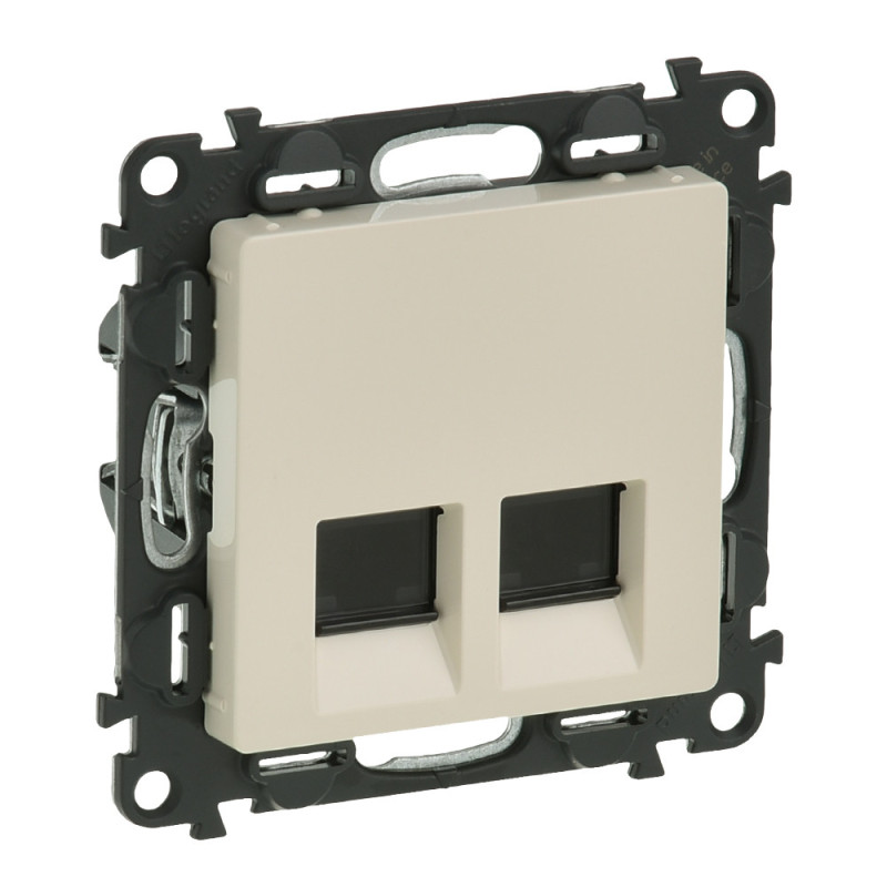 Legrand двойная RJ45 Кат.5е UTP Слоновая кость, Valena LIFE (753541)