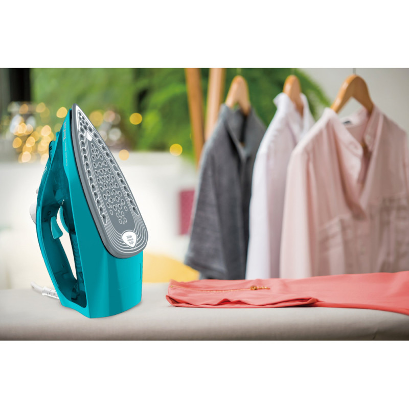 Tefal iron Express Steam, 2500W, 270ml, steam boost -200g, constant steam - 45g, ceramic soleplate, turquoise (FV2867E0)