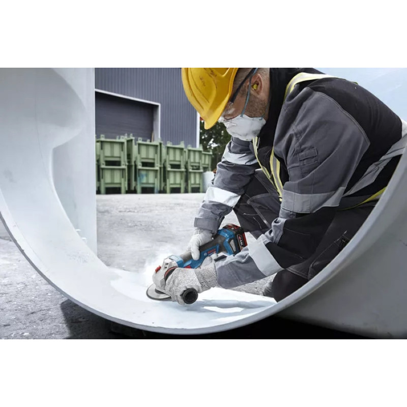 Bosch cordless angle grinder GWS 18V-11 125mm 18V 2x5A h 0-9000 rpm 1.7kg case spare part GAL1880CV (0.601.9N4.103)
