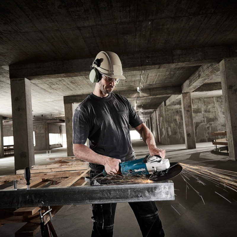 Makita Angle Grinder GA 9020 RF, 230mm, 2200W, 6600 rpm, soft start, 5.8kg (GA9020RF)