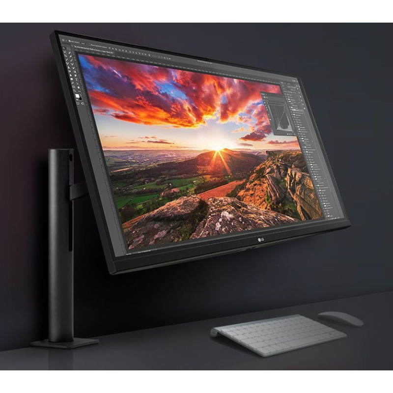LG Monitor 31.5  32UN880-B 2xHDMI, DP, USB-C, MM, IPS, 3840x2160, 95%DCI-P3, Pivot, HDR10