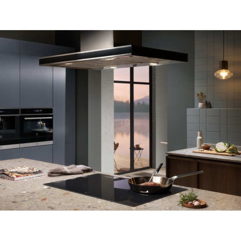 Electrolux Варочная поверхность индукционная, 60см, расширенная зона, термощуп, Fry sensor, сенсорный дисплей, Hob2Hood, графит (EIS6648)