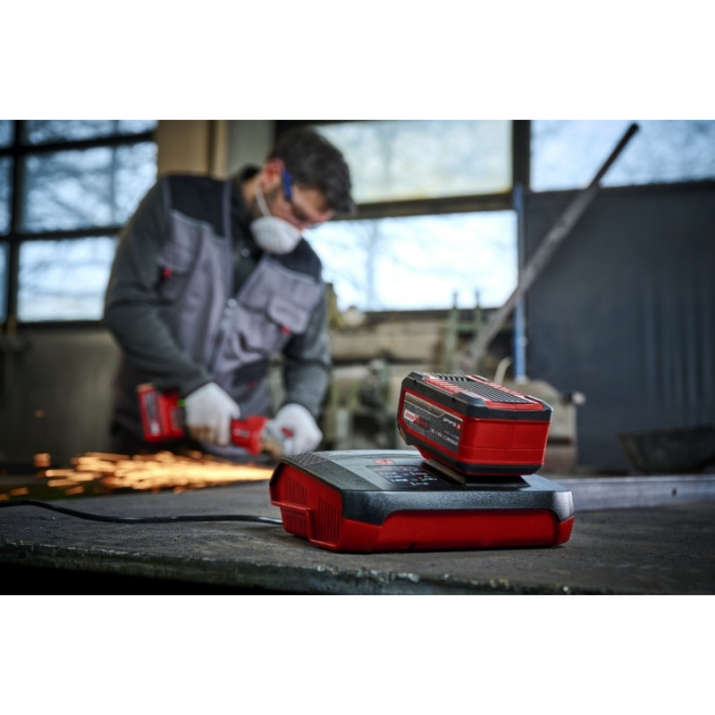 Einhell Зарядний пристрій PXC Boostcharger 3A PXC, 18В, 8А, 0.83кг (4512155)