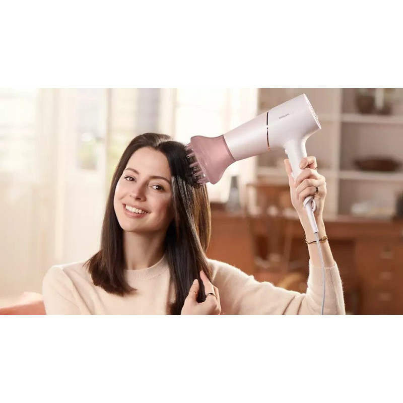 Philips Hair dryer 5000 Series, 3W, 3 modes, diffuser, ionization, cold blowing, white (BHD530/00)