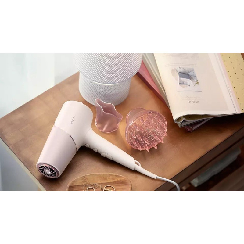 Philips Hair dryer 5000 Series, 3W, 3 modes, diffuser, ionization, cold blowing, white (BHD530/00)