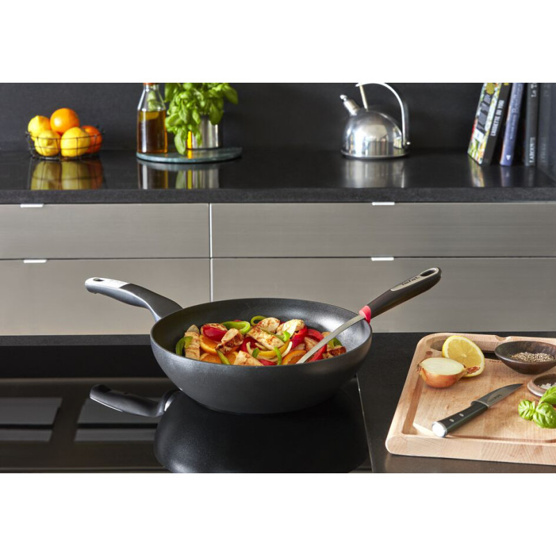 Tefal WOK Fry pan Tefal Unlimited, 28cm, aluminum, black (G2551972)