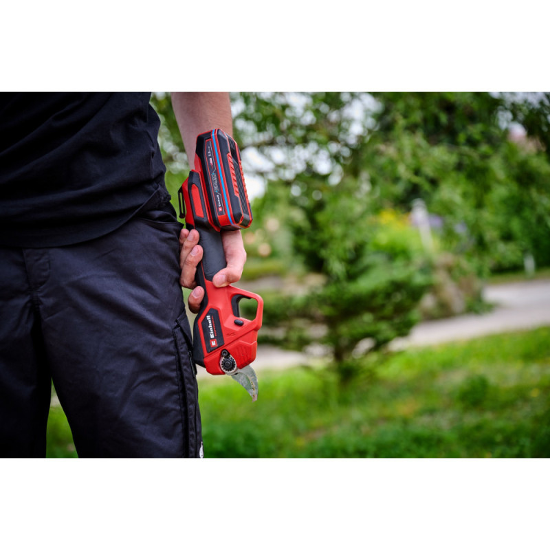 Einhell Telescopic cordless pruning shears GP-LS 18/28 Li T BL - Solo, PXC, 18V, brushless, thickness. 28/14 mm, SK5 steel, telescopic handle, 0.82 kg (without battery and charger) (3408330)