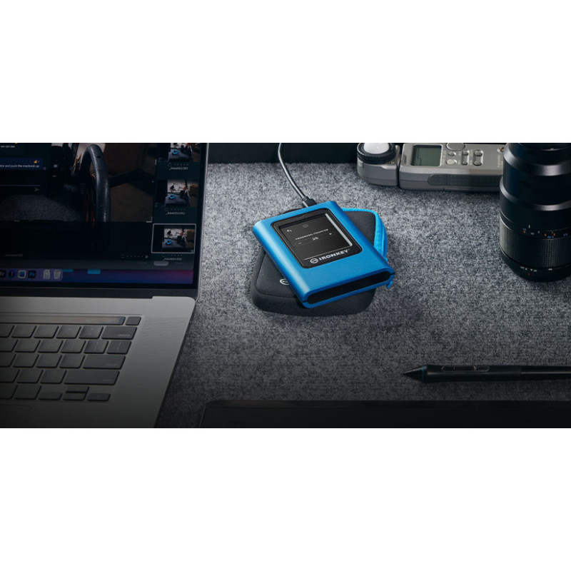 Kingston SSD  IronKey 1.9TB USB 3.2 Gen 1 Type-C VP 80 (IKVP80ES/1920G)
