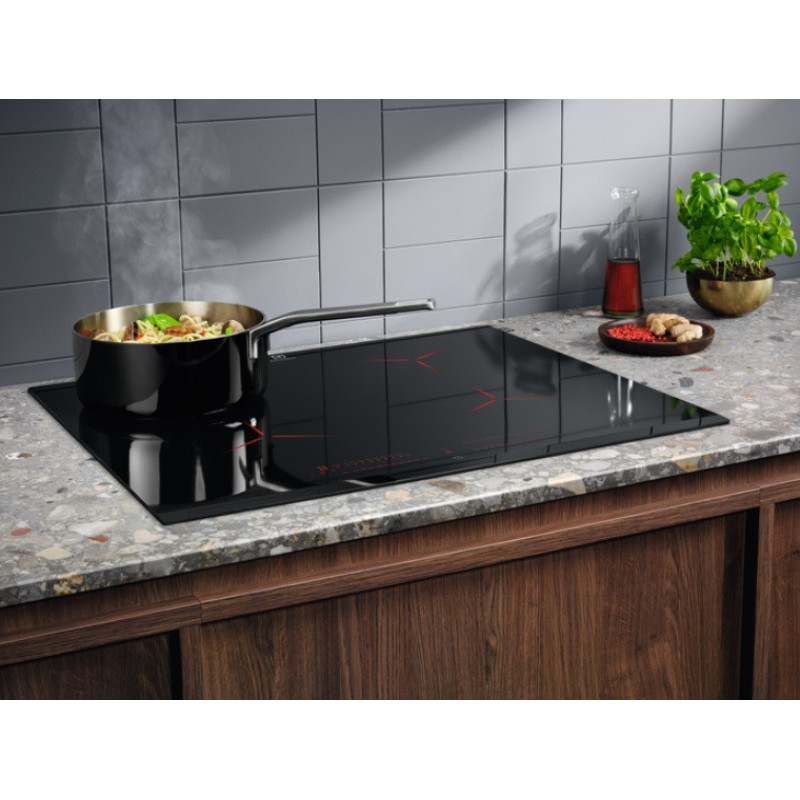 Electrolux Варочная поверхность индукционная, 60см, расширенная зона, Hob2Hood, черный (EIP6446)