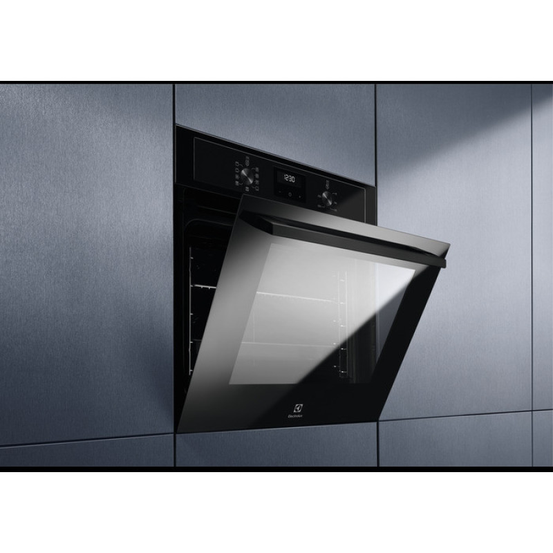 Electrolux Духовой шкаф электрический, 65л, A, дисплей, конвекция, черный (EOF3H40BK)
