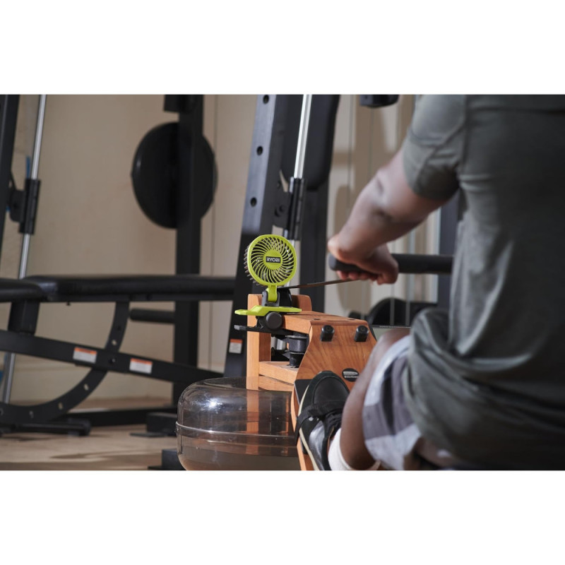 Ryobi Вентилятор акумуляторний кліпса USB Lithium RCF4-120G 4В 2А·год 3800об·хв обертання 325° поворот 180° 2 швидкості 0.29кг (5133006143)