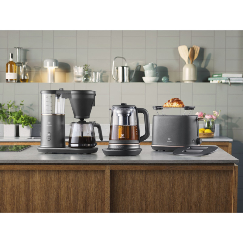 Electrolux Coffe maker drip, 1,25L, ground , black (E7CM1-4MTM)
