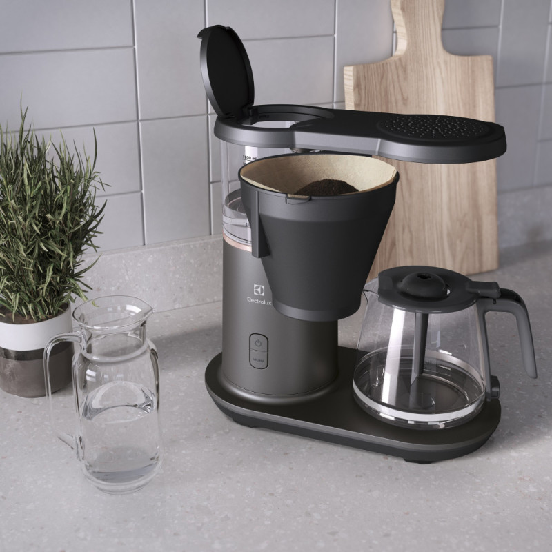 Electrolux Coffe maker drip, 1,25L, ground , black (E7CM1-4MTM)