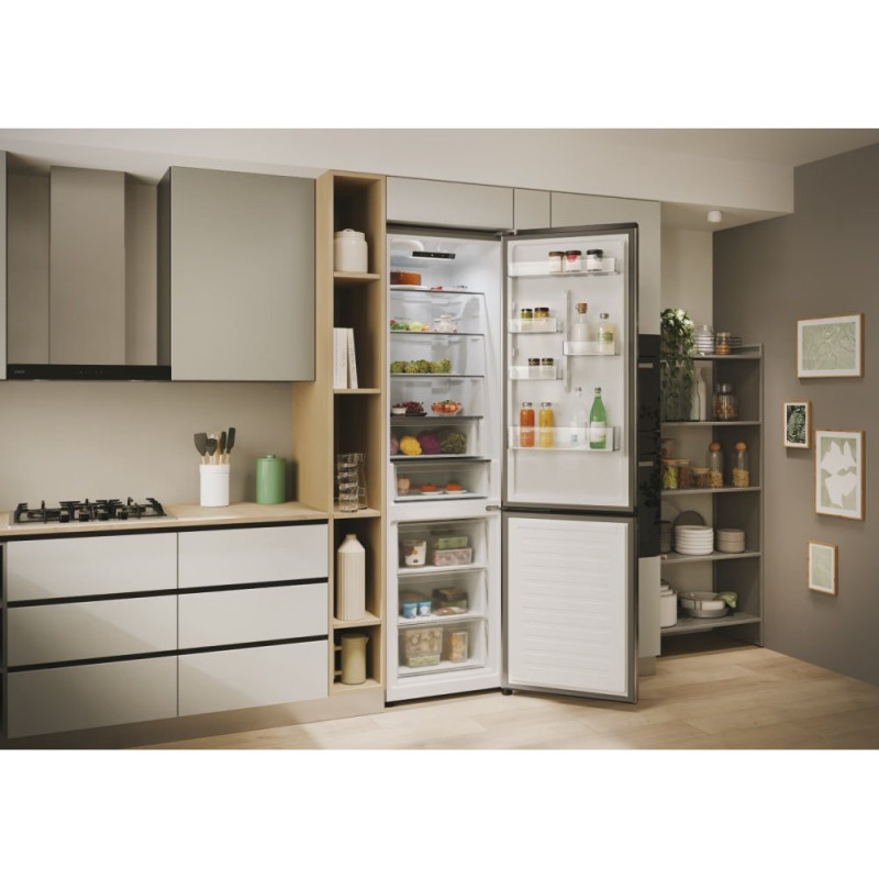 Candy Ref with bottom freezer, 205x66.7х60, ref-289L, freez.-120L, 2doors, А++, NF, fresh zone, inox (ECN2CQTEX206)