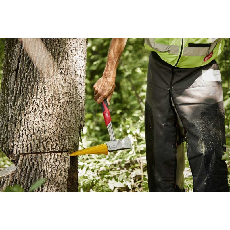 Milwaukee utility axe fiberglass handle 40 cm (4932498628)