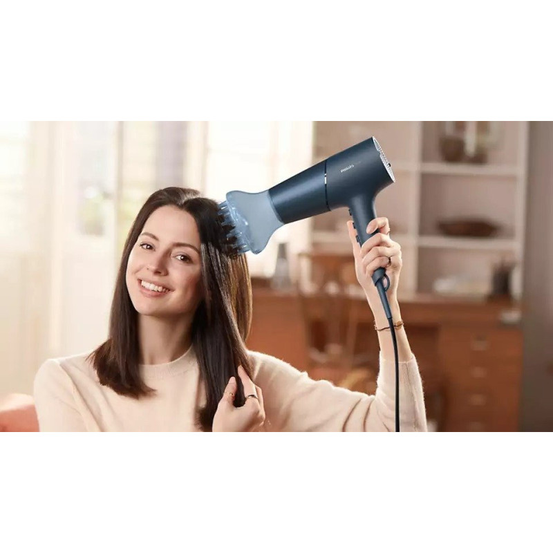 Philips Hair dryer 5000 Series, 3W, 3 modes, diffuser, ionization, cold blowing, dark blue (BHD512/00)
