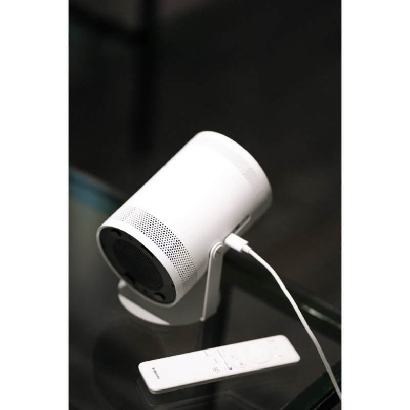 Samsung Проєктор портативний The Freestyle 2nd gen FHD, 230 lm, LED, 1.2, WiFi, BT, Tizen (SP-LFF3CLAXXUA)