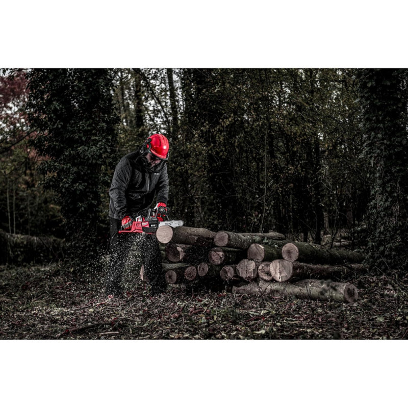 Milwaukee Пила ланцюгова акумуляторна Milwaukee M18 FCHSC-0 18В шина 30см 6.4кг без АКБ та ЗП (4933471441)