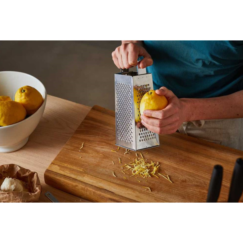 Fiskars Grater 4 sides, Essential, 23cm, stainless steel (1023798)