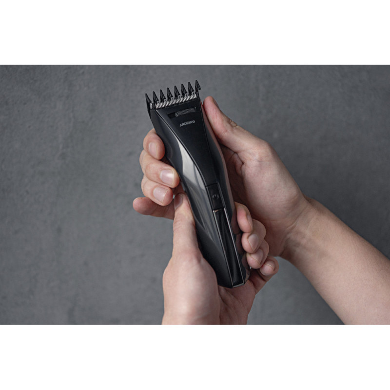 ARDESTO Машинка для стрижки HC-Y20-B, сеть+акум., насадок-2, сталь, черный