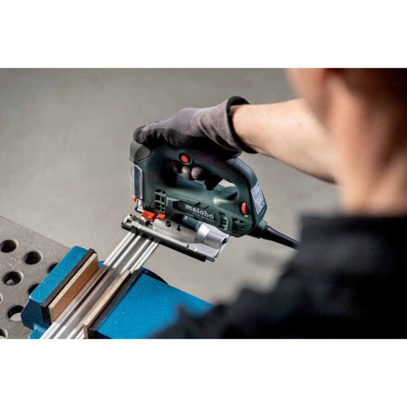 Metabo Лобзик STEB 100 QUICK , 710Вт, 22мм, 1000-3100об/хв, 2.1кг (601110500)