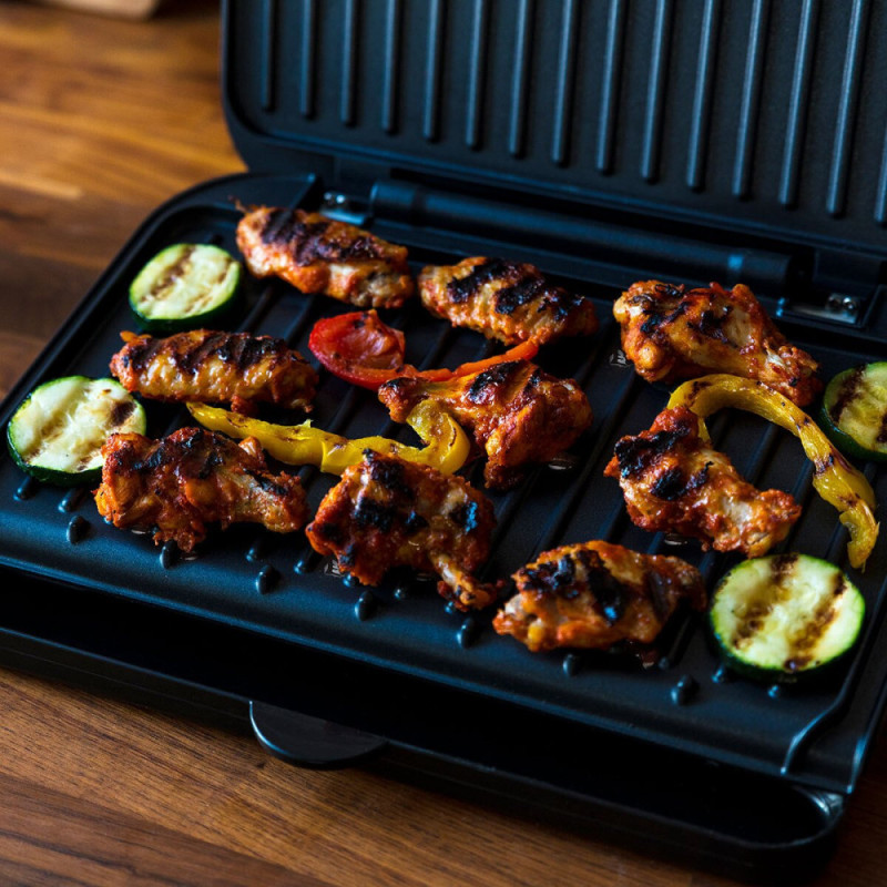 Russell Hobbs Гриль George Foreman прижимной Fit Grill Medium 1630Вт, темп. режимов-1, пластик, черный (25810-56)