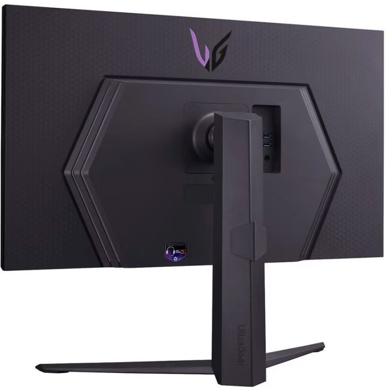 LG Монітор LG 31.5" 32GR93U-B 2xHDMI, DP, USB, Audio, IPS, 3840x2160, 144Hz, 1ms, DCI-P3 95%, G-SYNC, FreeSync, Pivot, HDR400