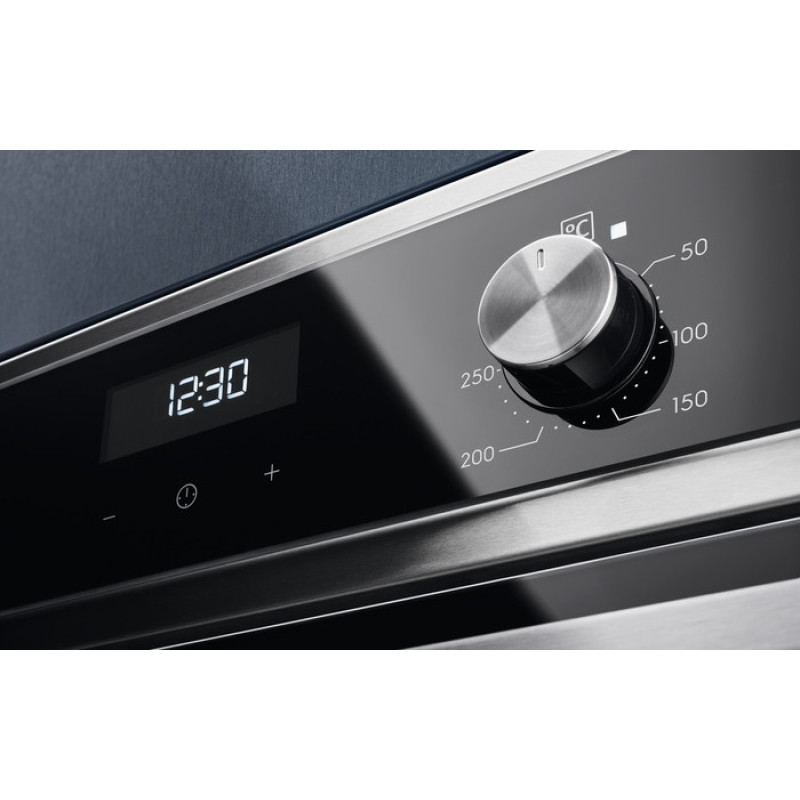 Electrolux Духовой шкаф электрический, 65л, А, пар, дисплей, конвекция, телескопические направляющие, черный (EOD5F70BX)