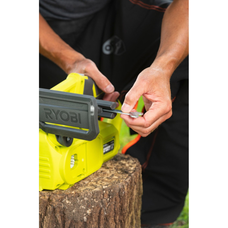 Ryobi Cordless chainsaw ONE+ RY18CS20A-125 18V battery 1x2.5Ah charger 20cm 2.3kg (5133005415)