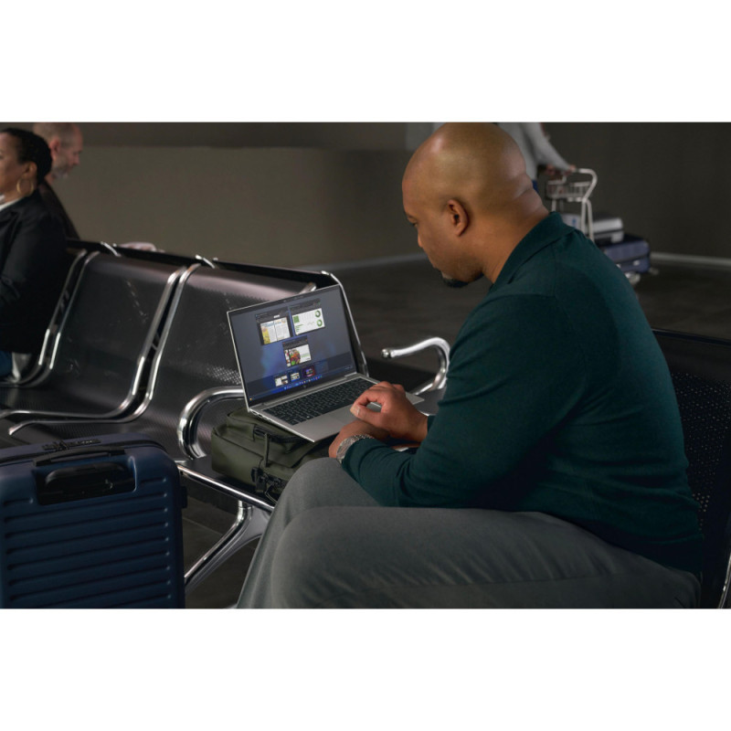 HP Ноутбук EliteBook 860-G11 16" WUXGA IPS AG, Intel U7-155U, 64GB, F2048GB, UMA, LTE, DOS, сріблястий (A37BZET)