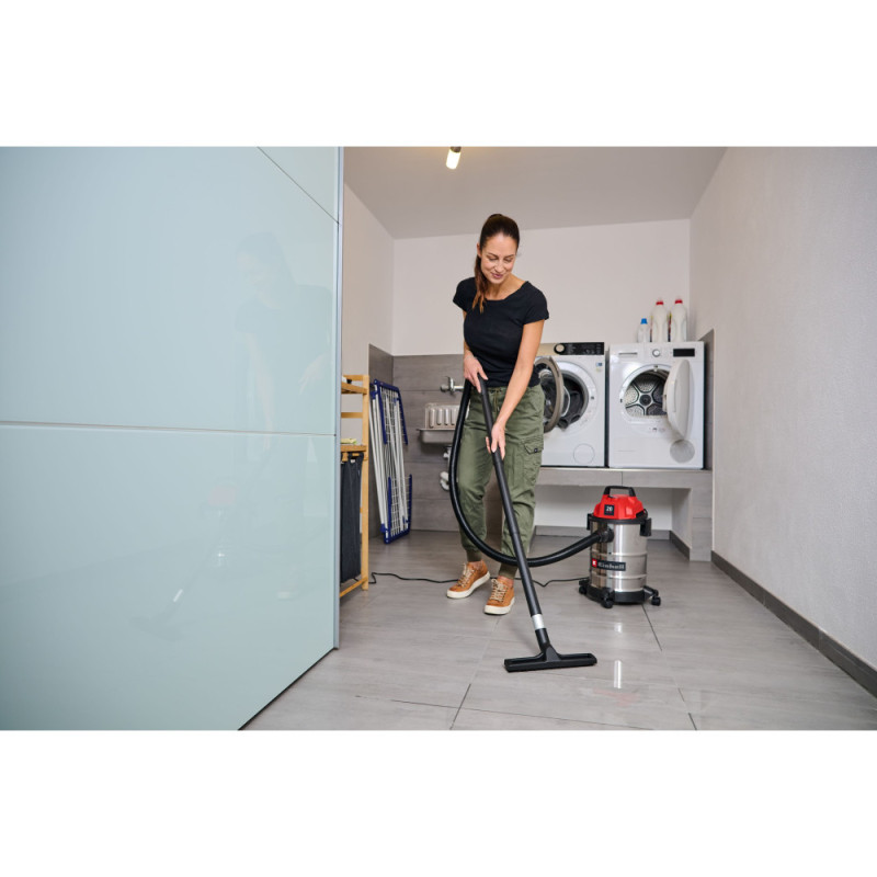 Einhell Professional vacuum cleaner Einhell TC-VC 2045 S 900W 180mBar 20l hose 1.5m 3.5kg (2347410)