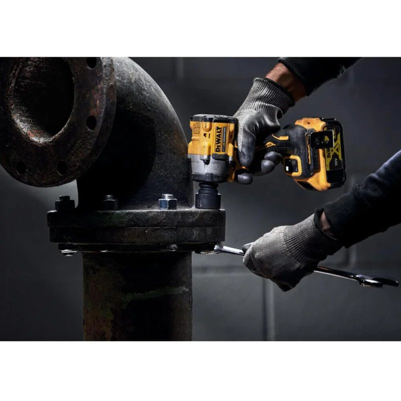 DeWALT Гайковерт ударний акумуляторний DeWALT XR Li-Ion 18В 610Нм 1400-2500об/хв 3550уд/хв 1/2" кейс TSTAK 1.1кг без АКБ та ЗП (DCF921NT)